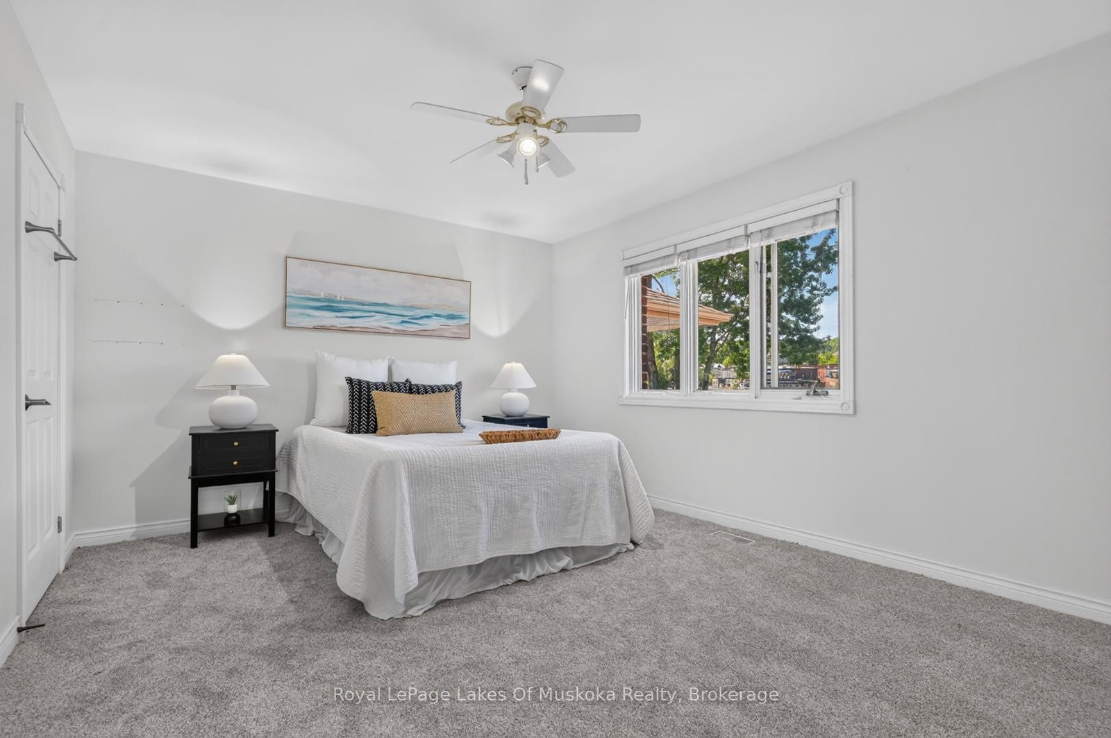 19 John Street • Huntsville, ON photo 23