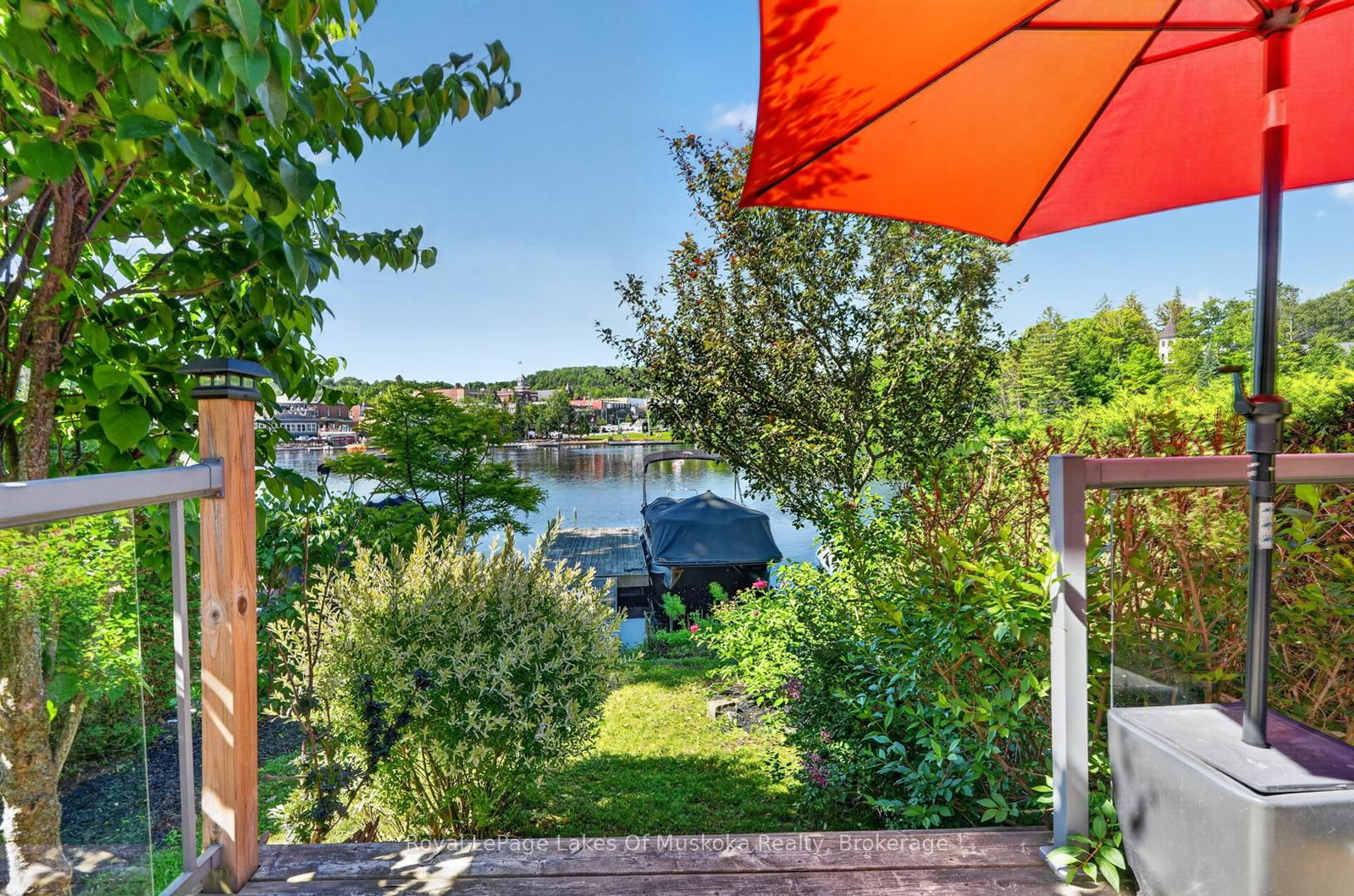 19 John Street • Huntsville, ON photo 33