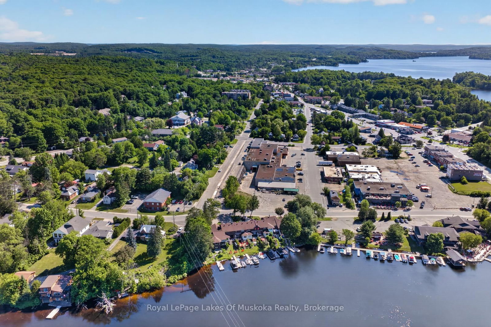 19 John Street • Huntsville, ON photo 45