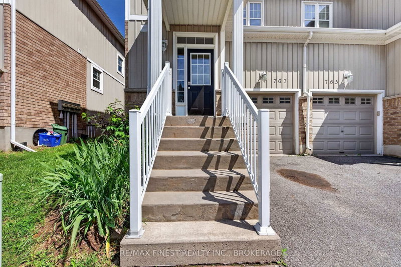 767 Newmarket Lane