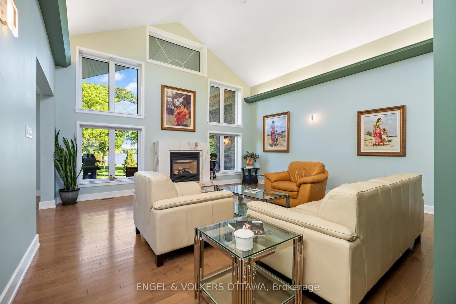 1562 Lakeshore Drive • Ottawa, ON photo 10