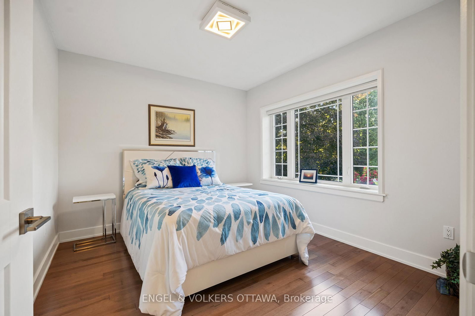 1562 Lakeshore Drive • Ottawa, ON photo 21