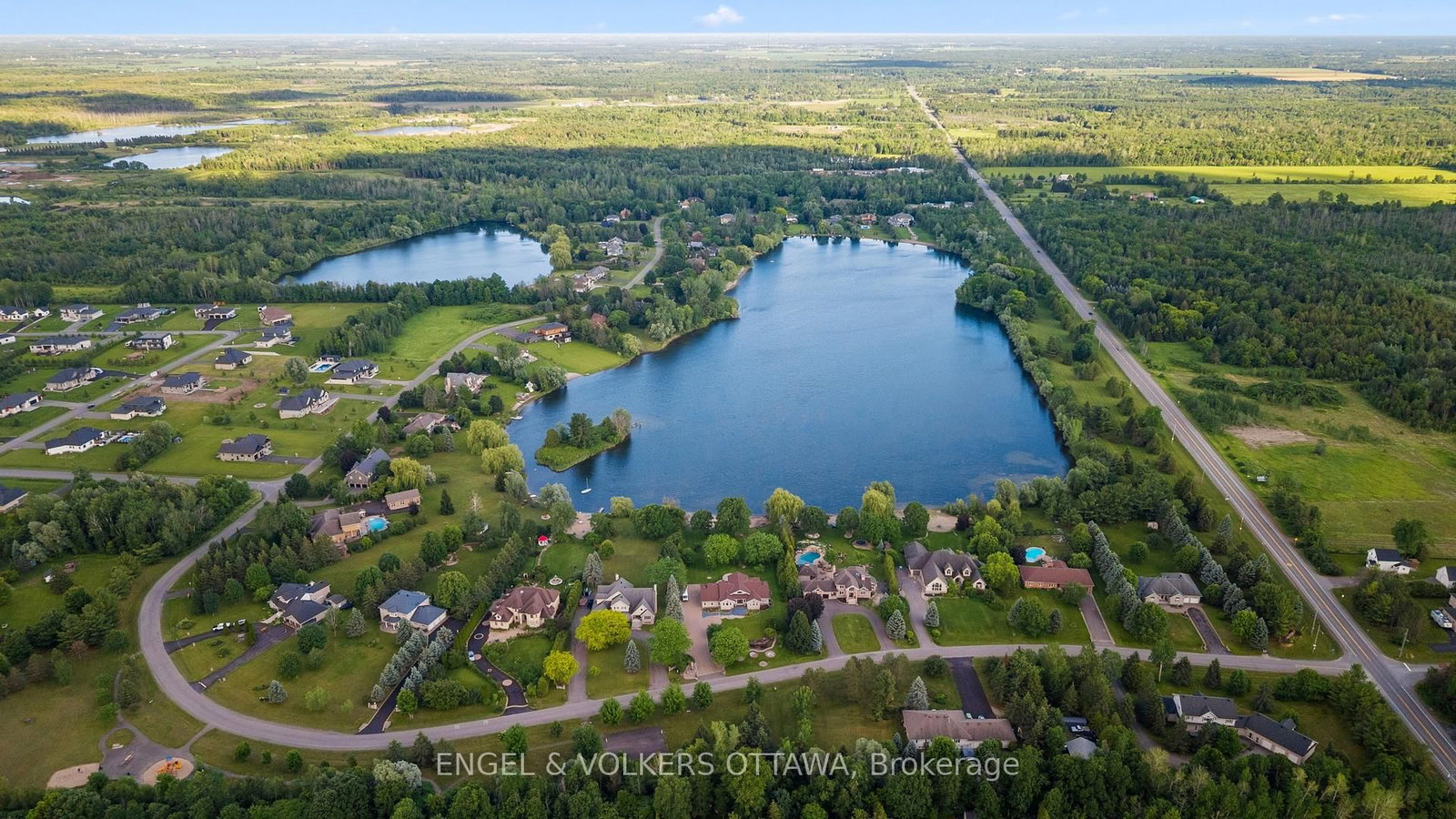1562 Lakeshore Drive • Ottawa, ON photo 44