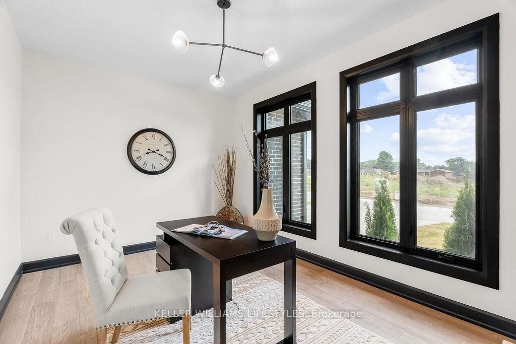 28 MANNING Court • Lambton Shores, ON photo 11