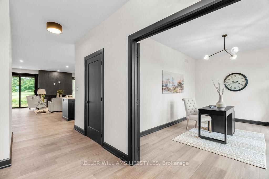 28 MANNING Court • Lambton Shores, ON photo 12