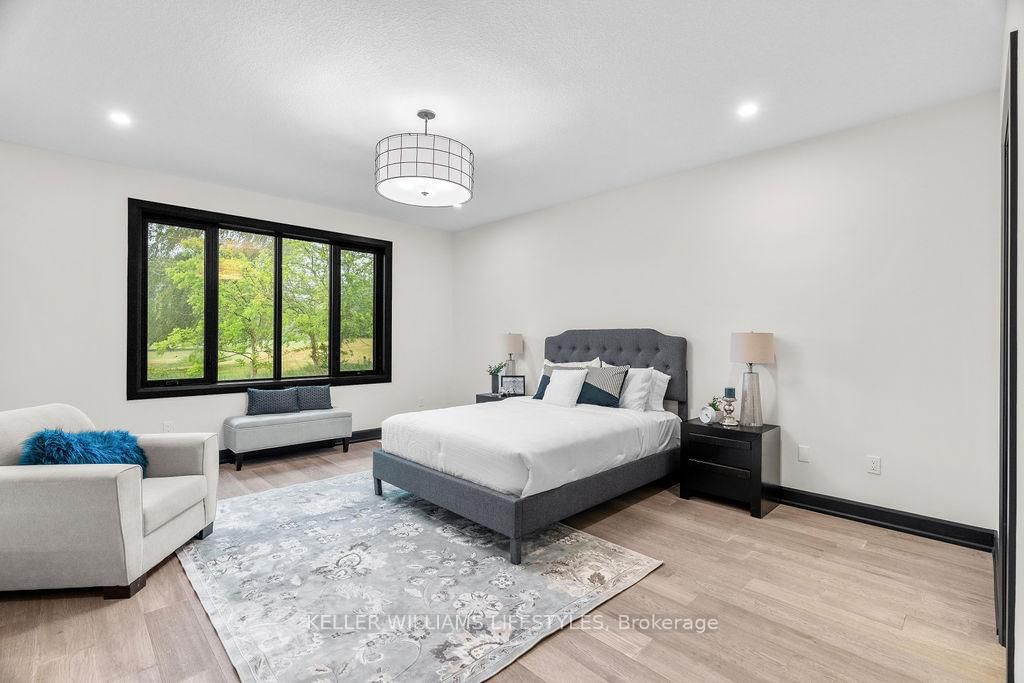 28 MANNING Court • Lambton Shores, ON photo 23