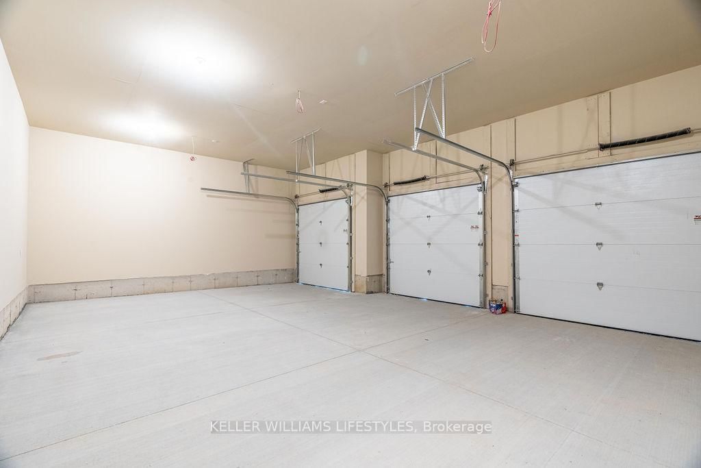 28 MANNING Court • Lambton Shores, ON photo 38