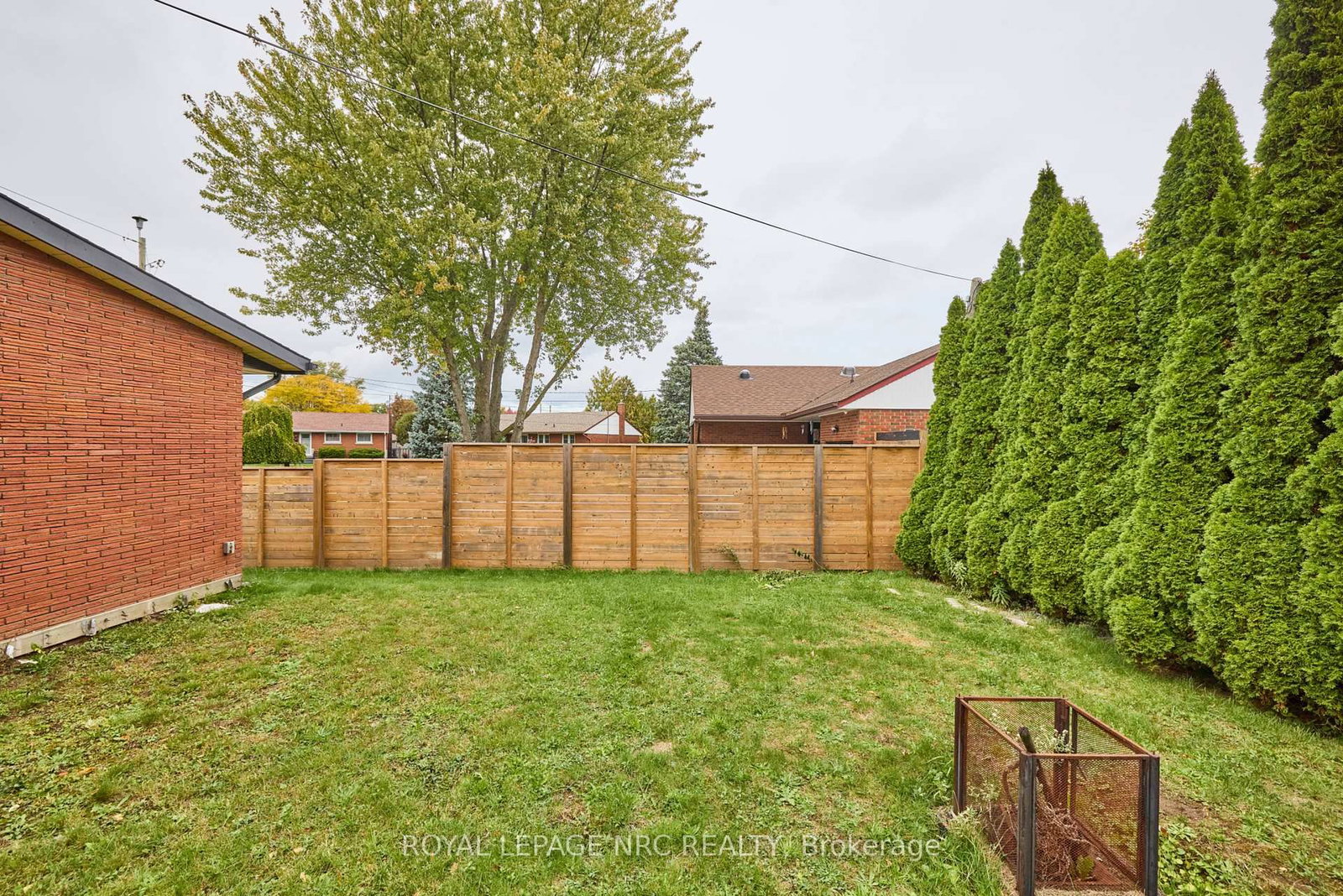 6673 Huggins Street • Niagara Falls, ON photo 9
