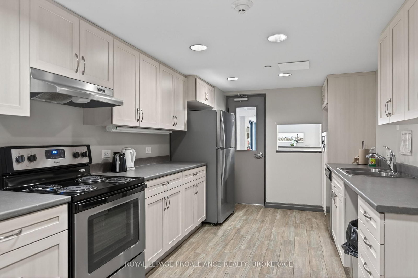 121 Queen Street • #A2 • Kingston, ON photo 23