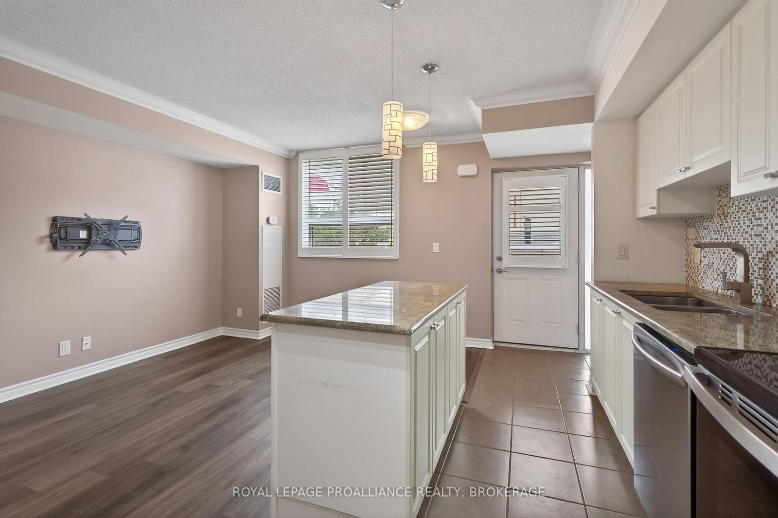 121 Queen Street • #A2 • Kingston, ON photo 6