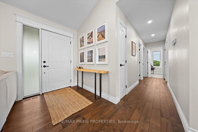 111 Comba Lane