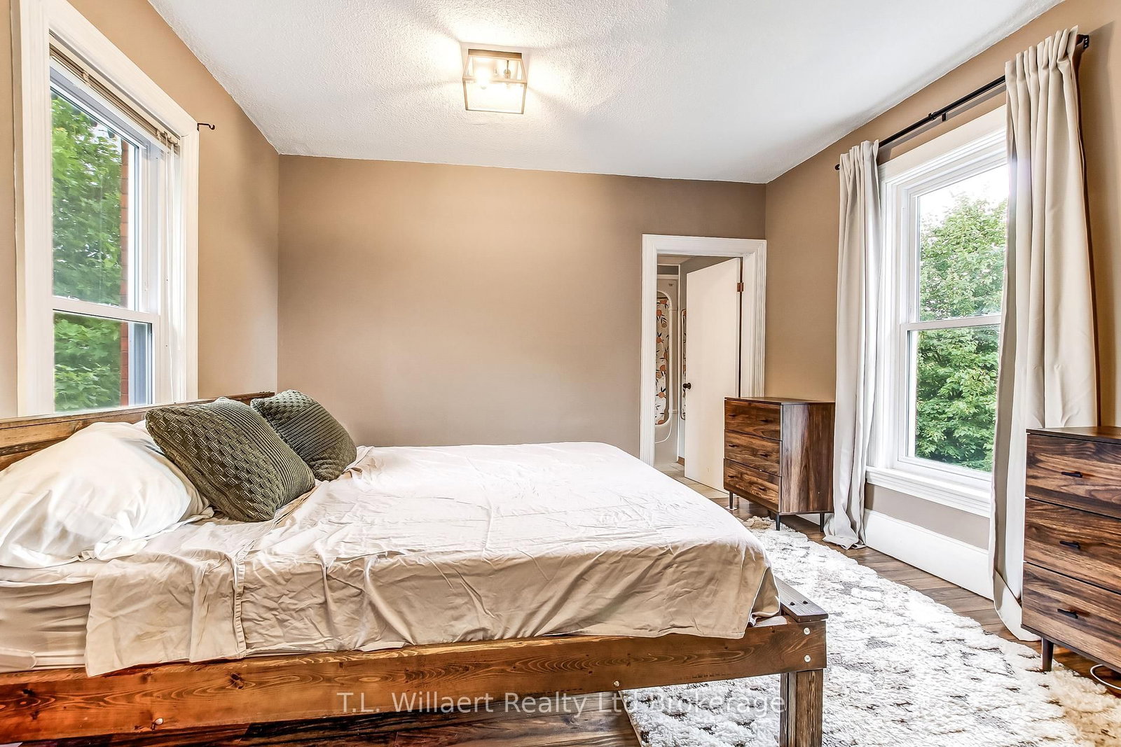33 Main Street E • Norwich, ON photo 14