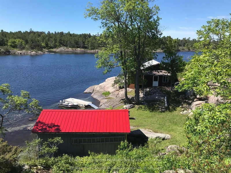 0 Pickerel River