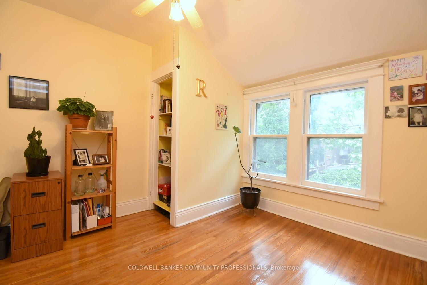 28 St Clair Avenue • Hamilton, ON photo 31