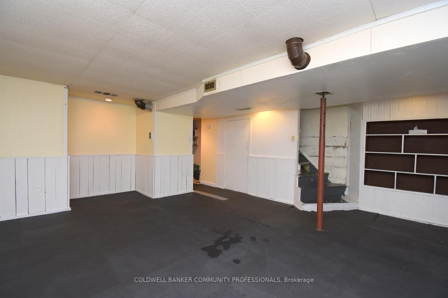 28 St Clair Avenue • Hamilton, ON photo 39