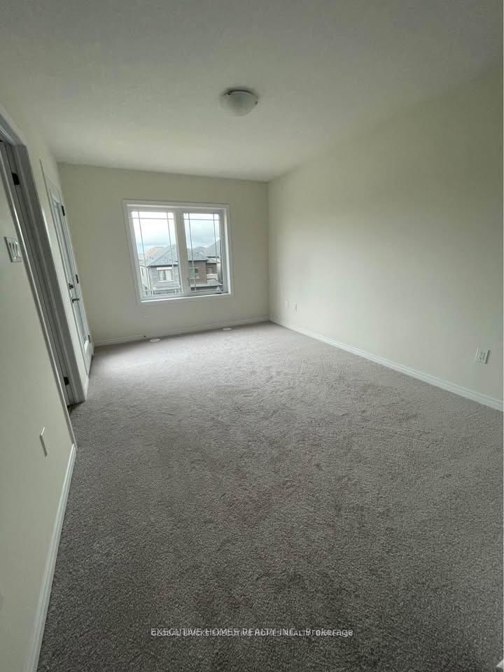 51 Holder Drive • Brantford, ON photo 10
