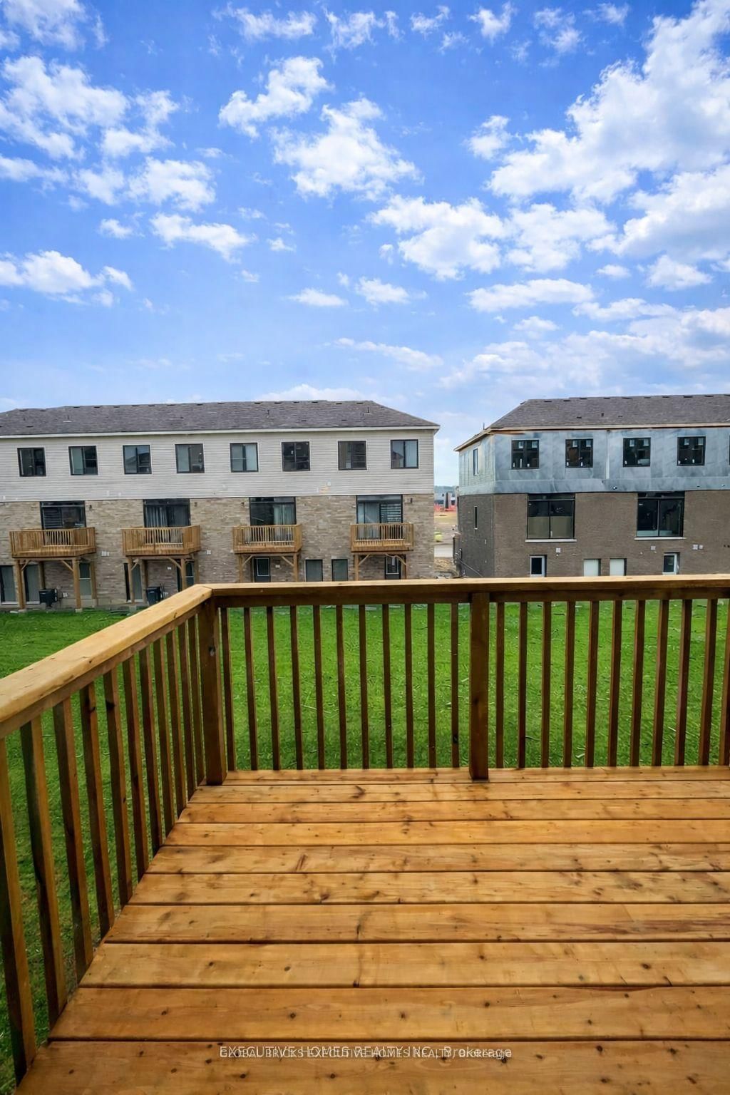 51 Holder Drive • Brantford, ON photo 17