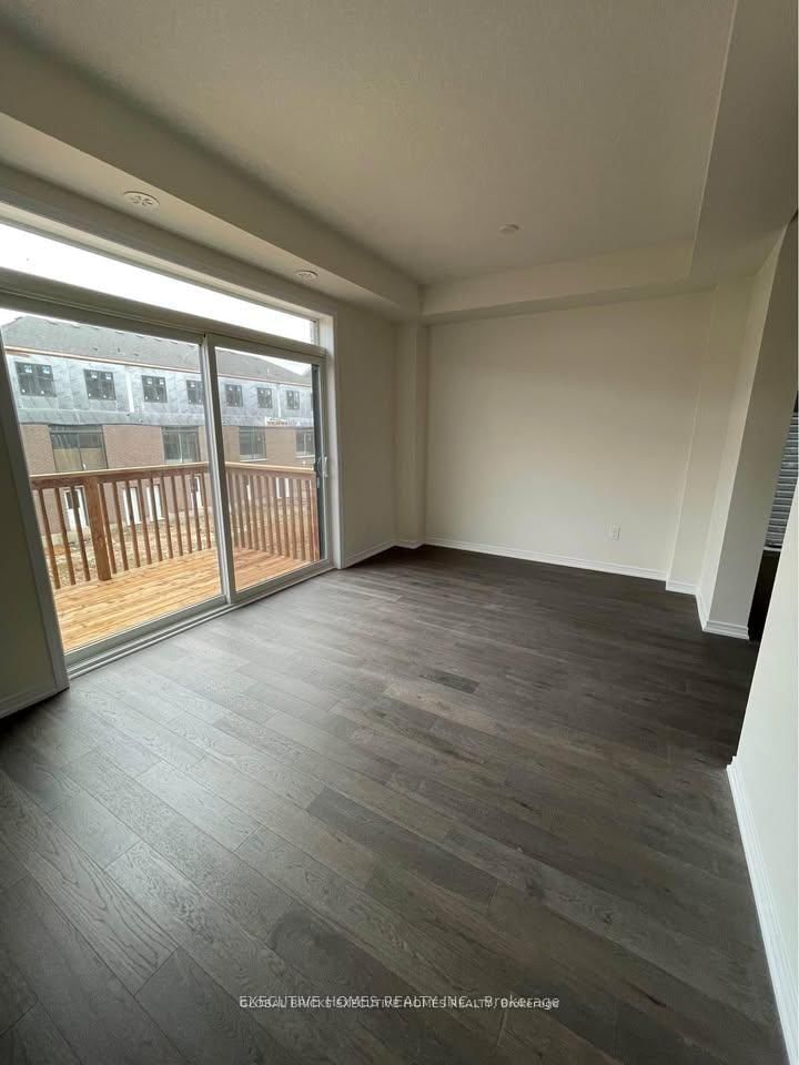 51 Holder Drive • Brantford, ON photo 6