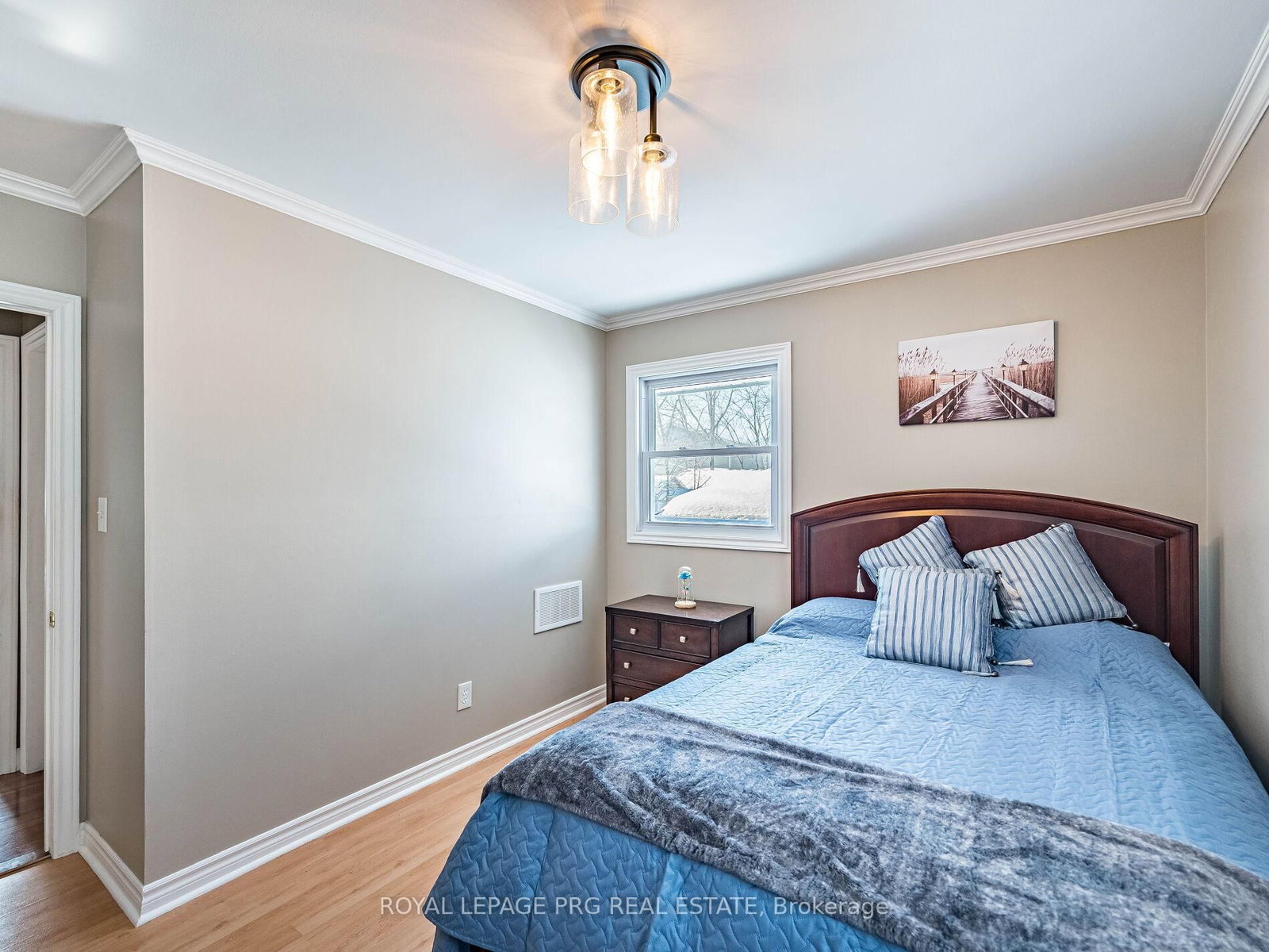 306 Helena Street • Haldimand, ON photo 13