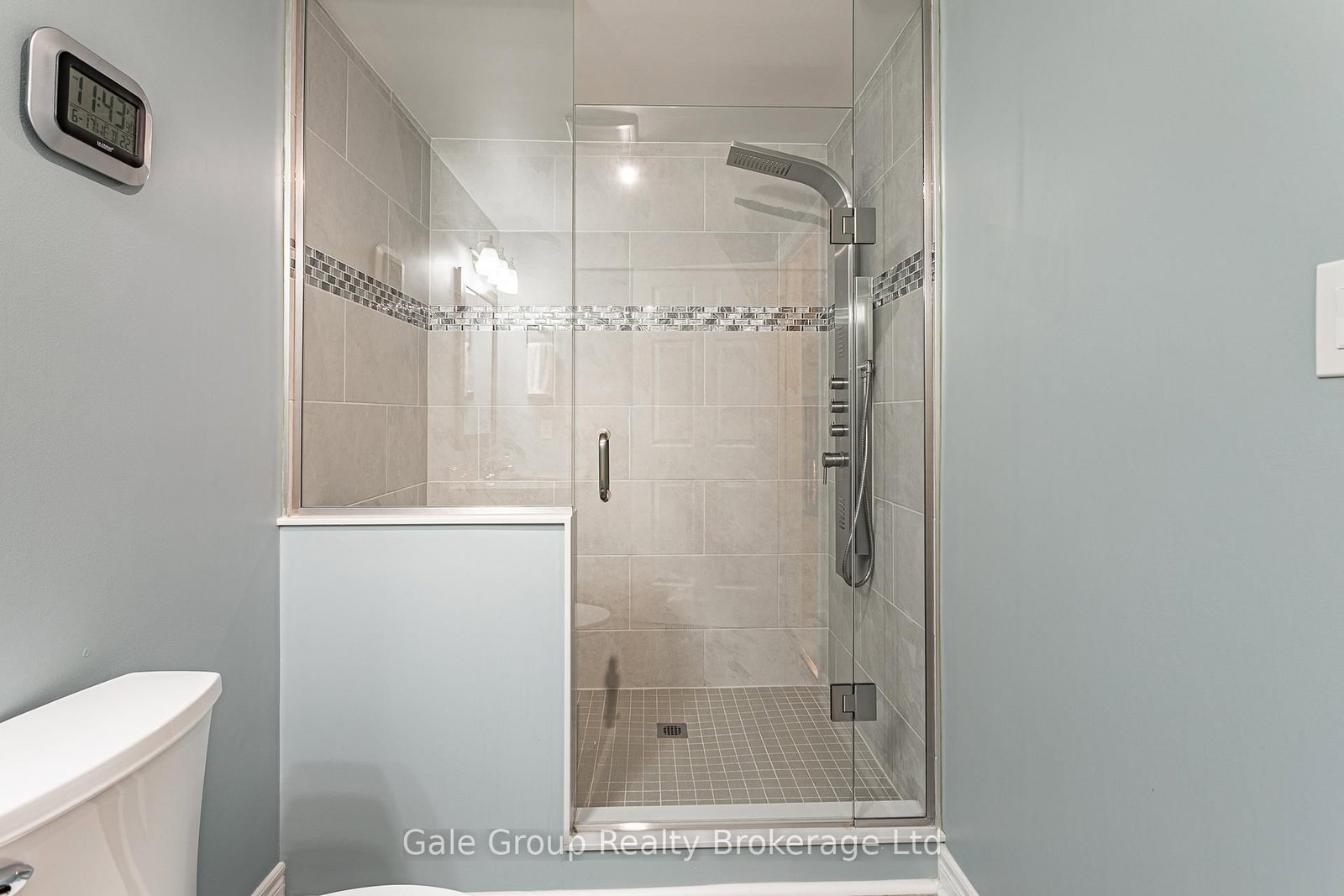 94 Greentrail Drive • Hamilton, ON photo 31