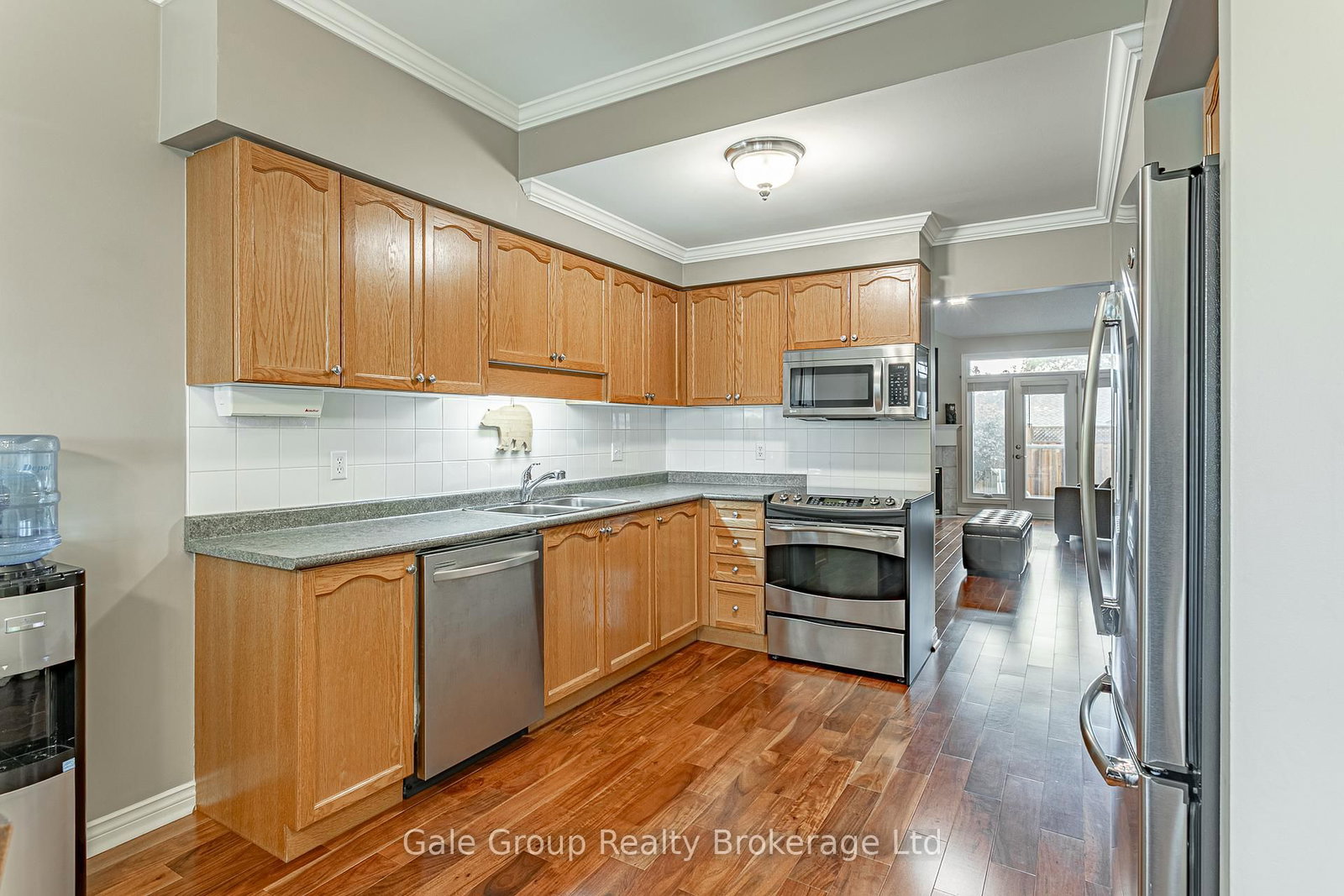 94 Greentrail Drive • Hamilton, ON photo 8