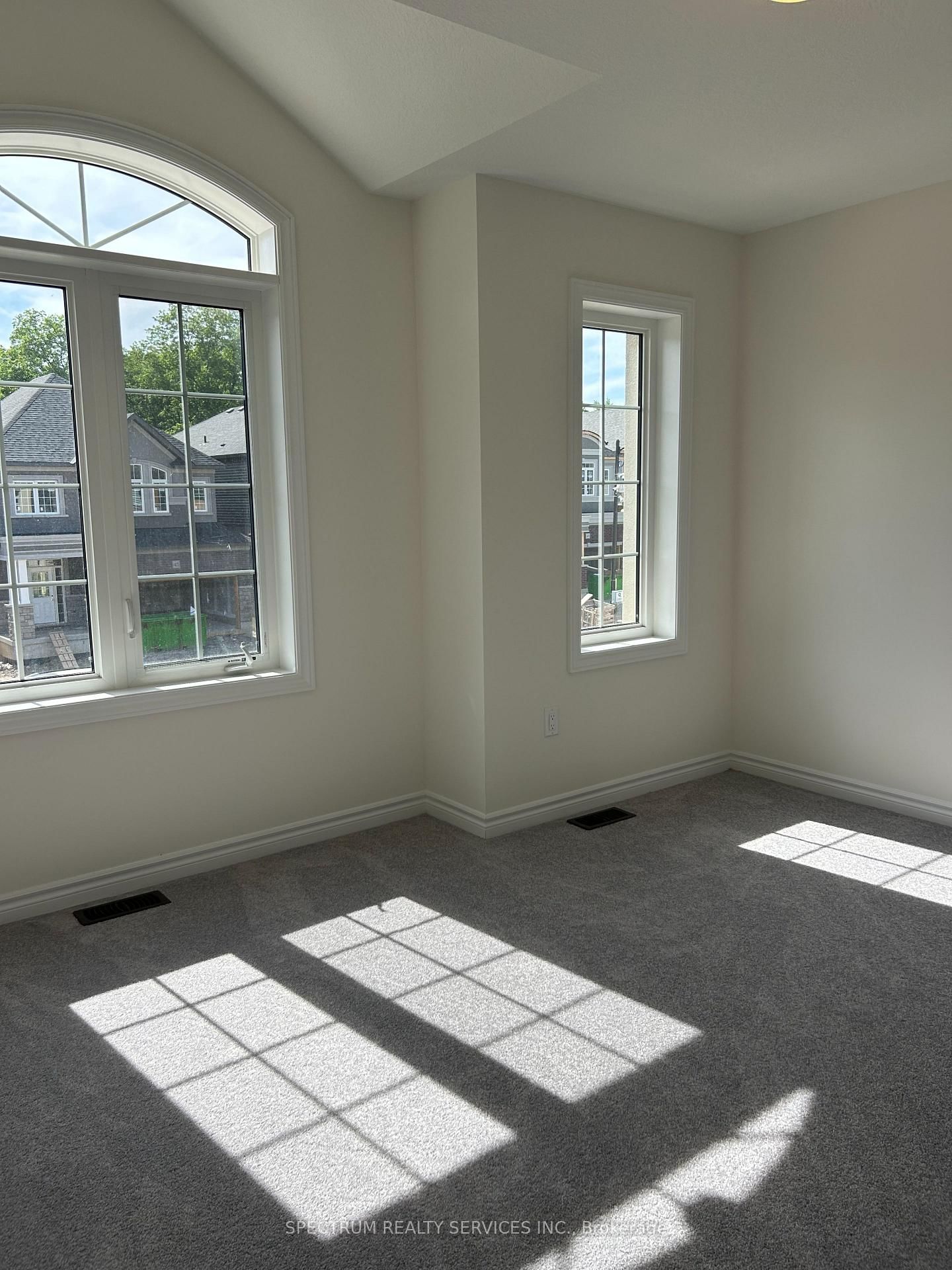 42 Waldron Street • Brantford, ON photo 9