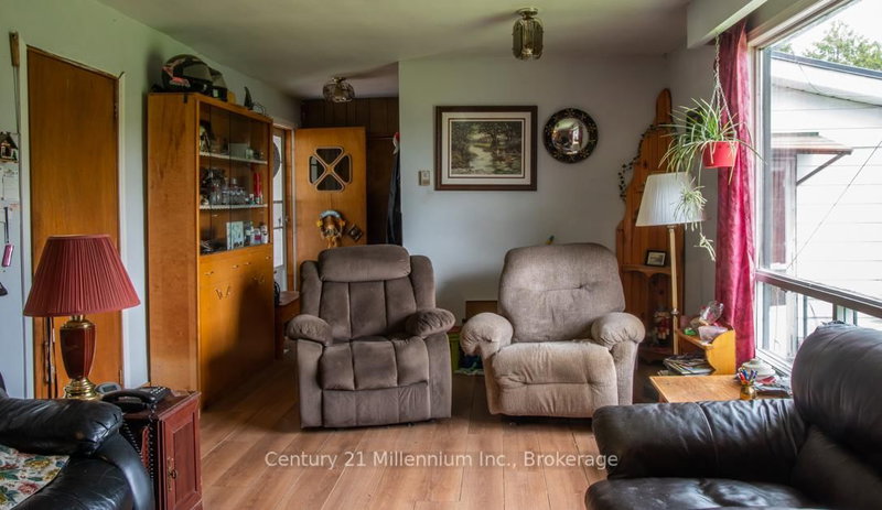 504354 Grey Road 12 Road