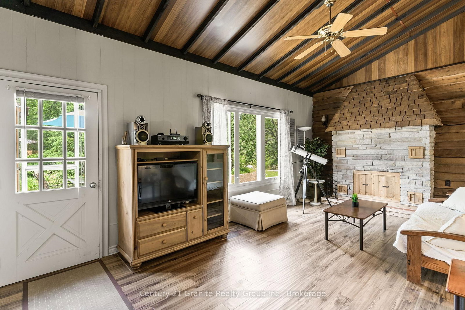 1075 Hobbits Lane • Minden Hills, ON photo 14