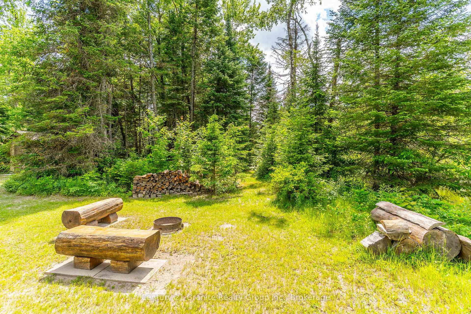 1075 Hobbits Lane • Minden Hills, ON photo 35
