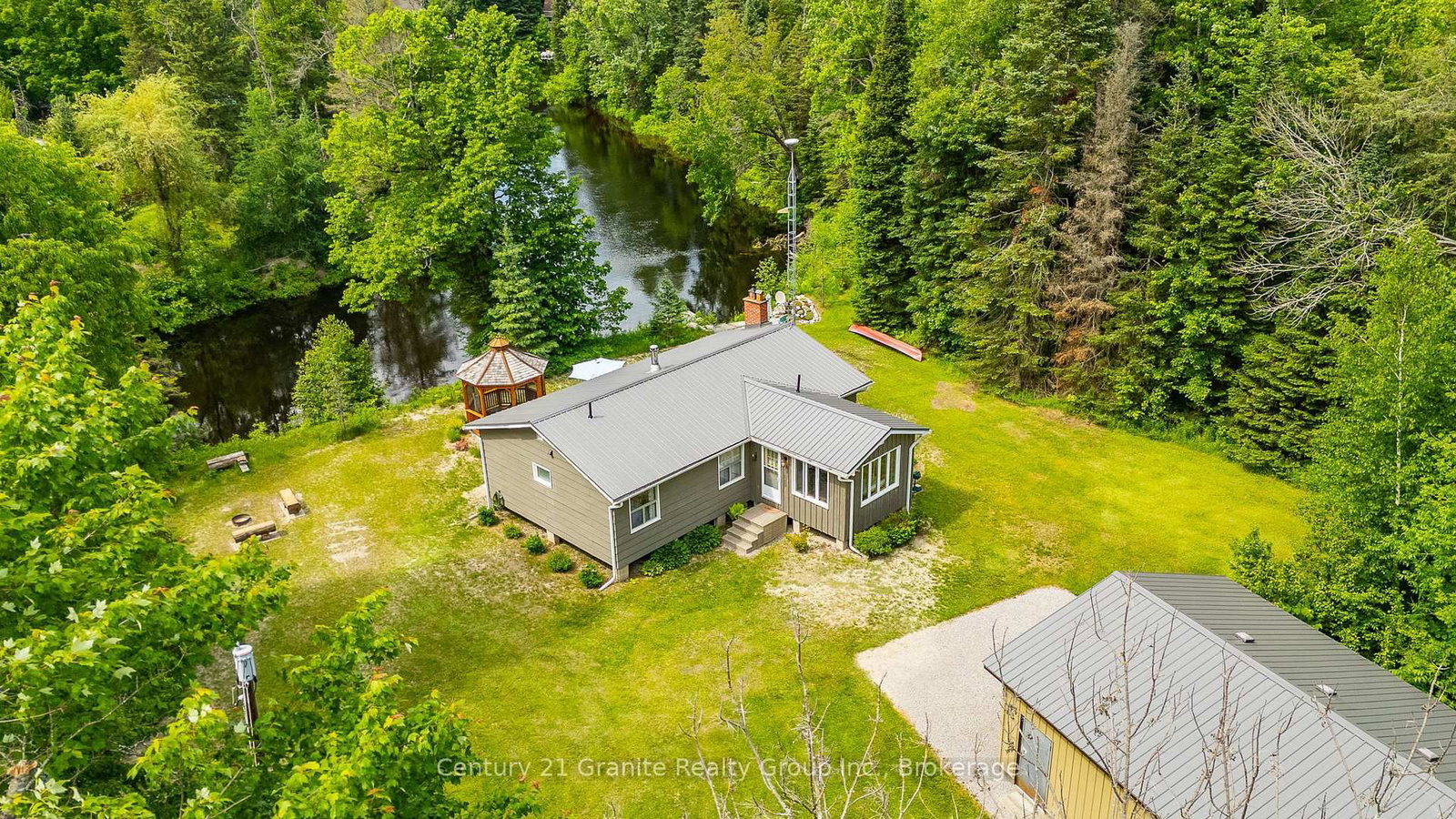 1075 Hobbits Lane • Minden Hills, ON photo 38