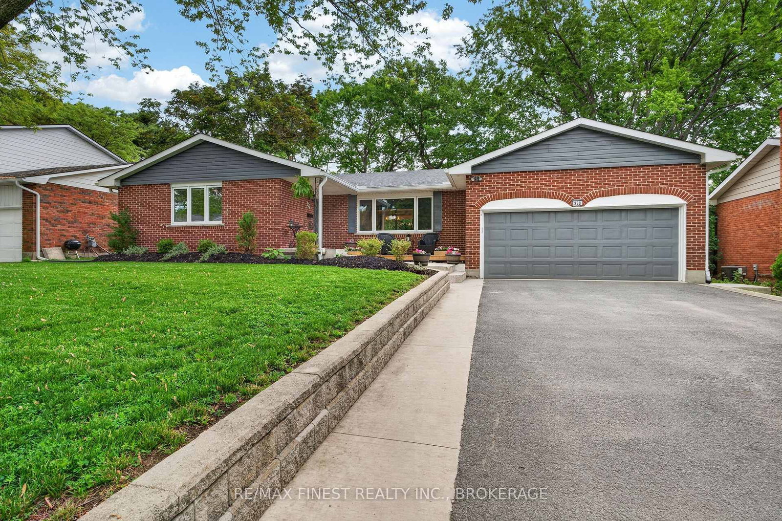 Detached House for sale at 230 Bicknell Crescent, Kingston, Ontario, K7M 4T6 - City SouthWest - MLS: X13467044