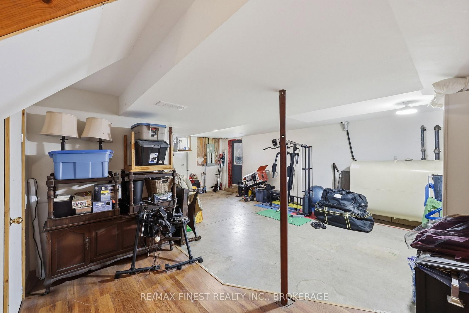 697 Hinch Road • Newburgh, ON photo 28