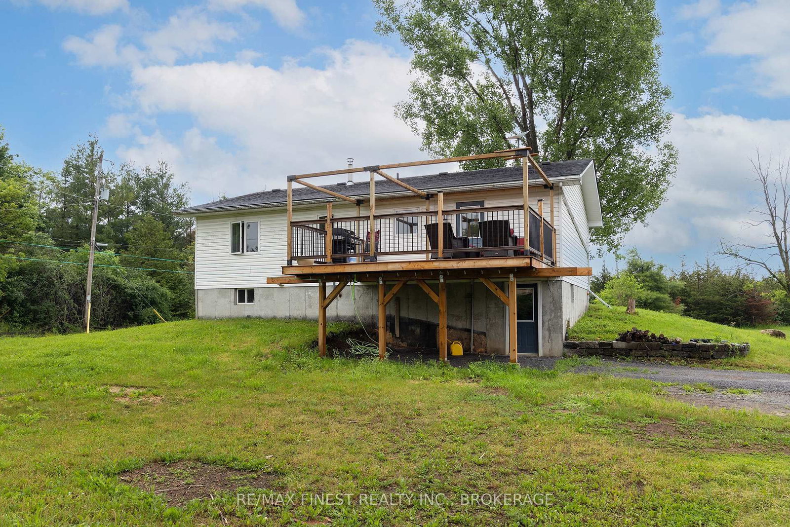 697 Hinch Road • Newburgh, ON photo 40
