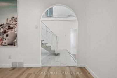 1444 Normandy Crescent • Ottawa, ON photo 8