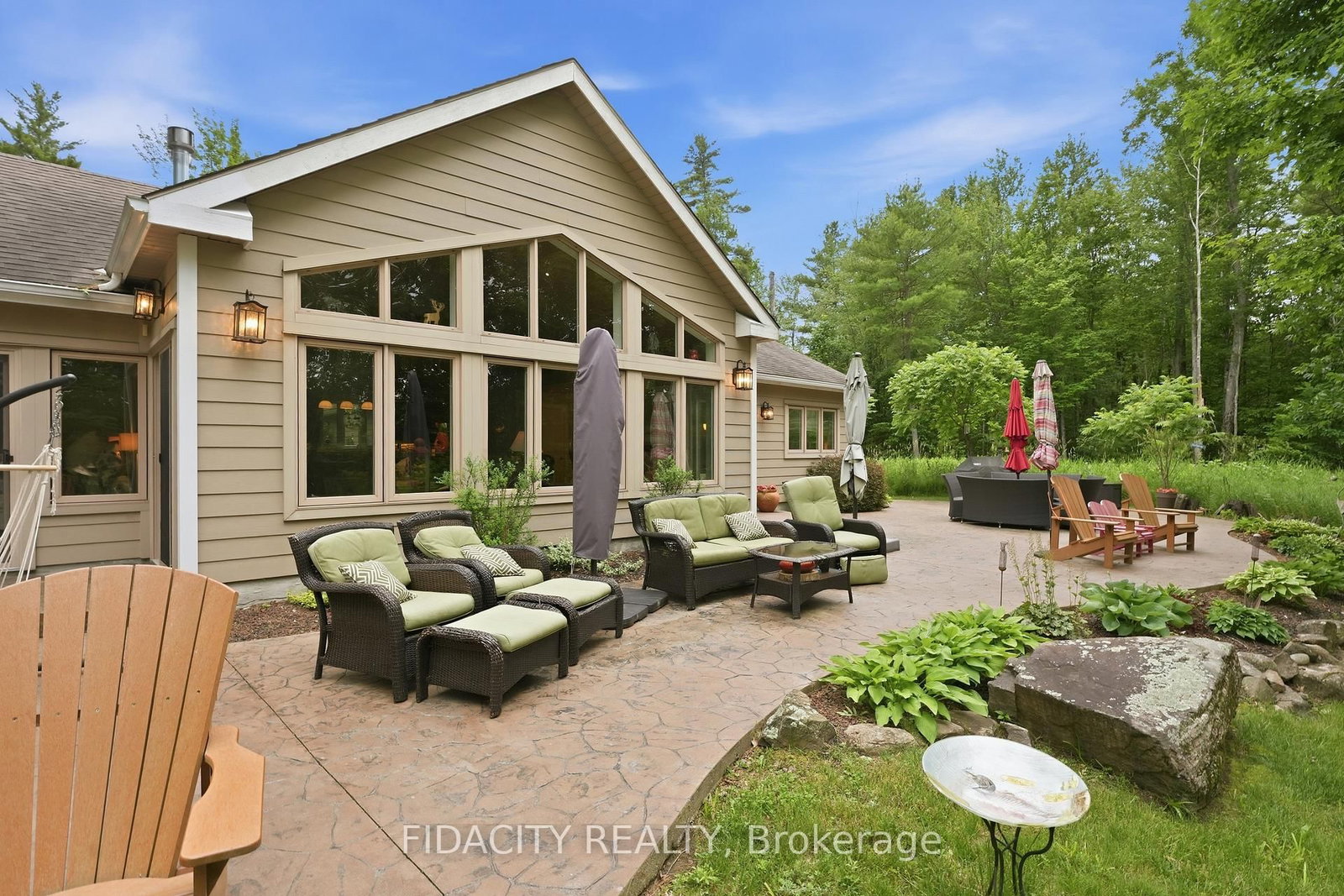 1492 Devil Lake Road • Perth Road, ON photo 39