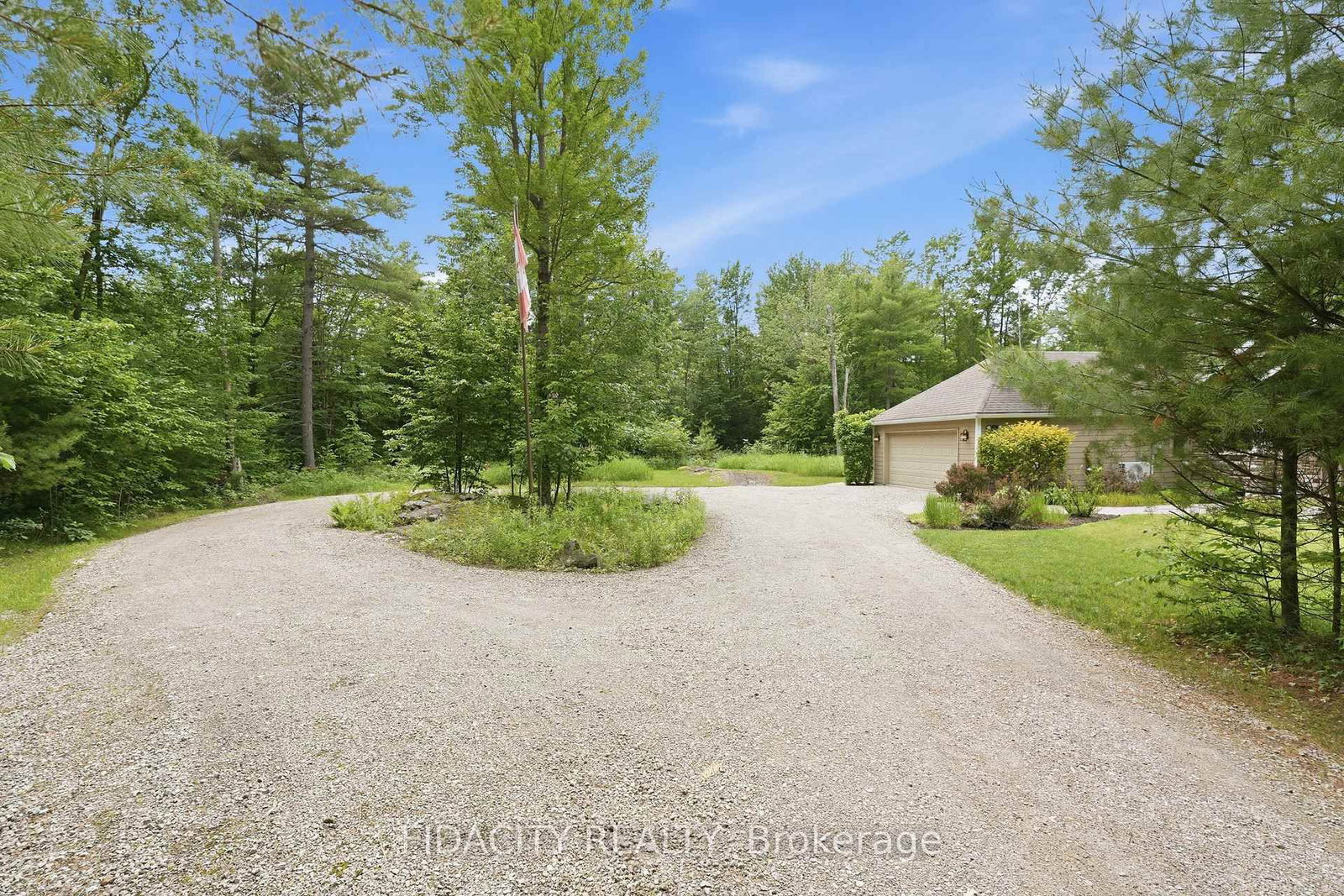1492 Devil Lake Road • Perth Road, ON photo 45