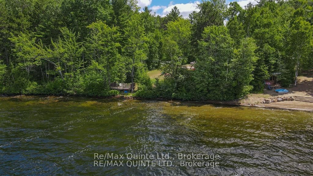 76 Carson Heights • Barry's Bay, ON photo 9