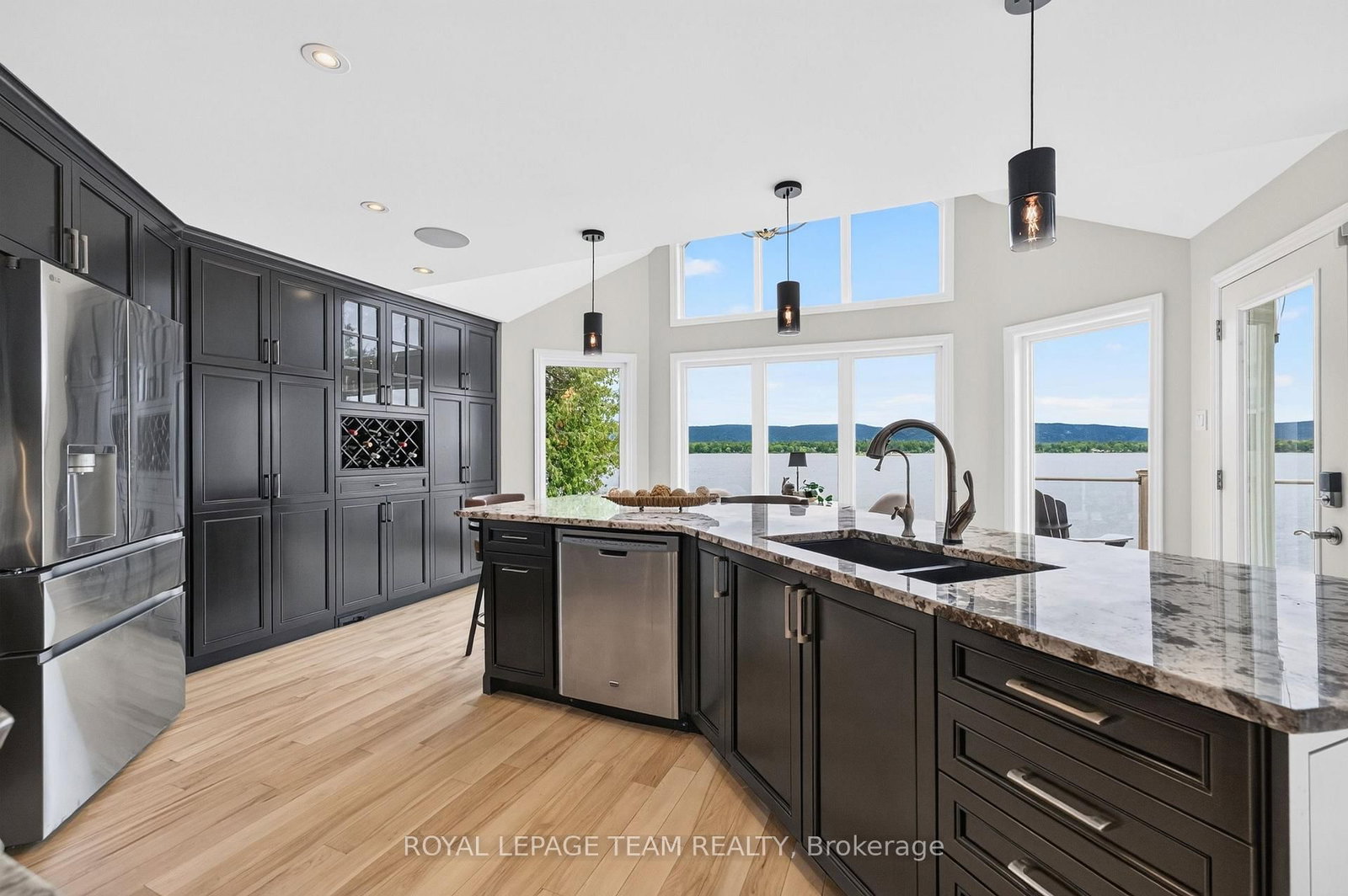 3778 Armitage Avenue • Ottawa, ON photo 23