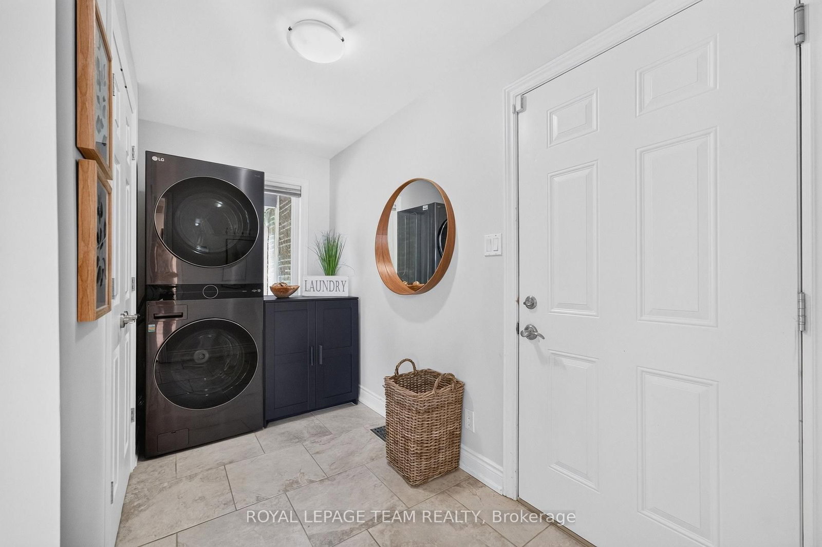 3778 Armitage Avenue • Ottawa, ON photo 32