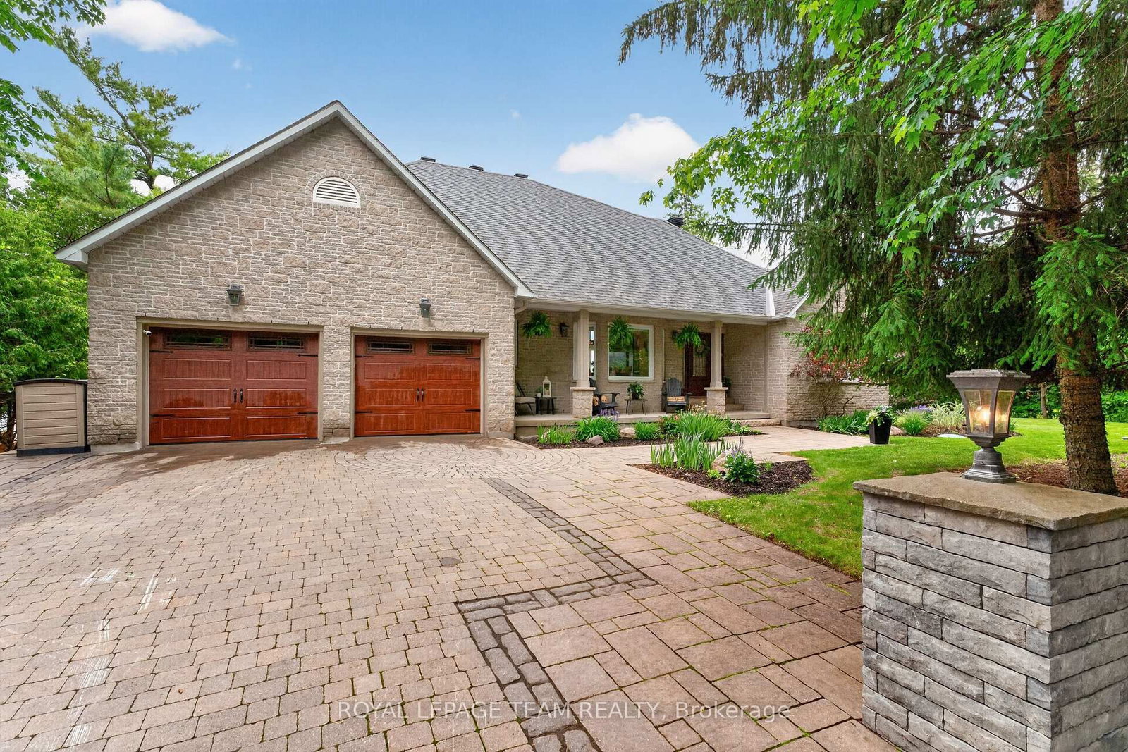 3778 Armitage Avenue • Ottawa, ON photo 9