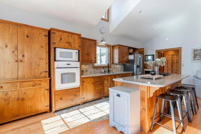 3978 South Portage Road — more photos