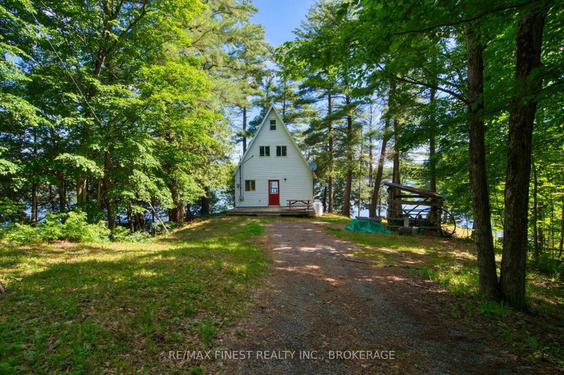 home for sale on 1086 Salamander Lane
