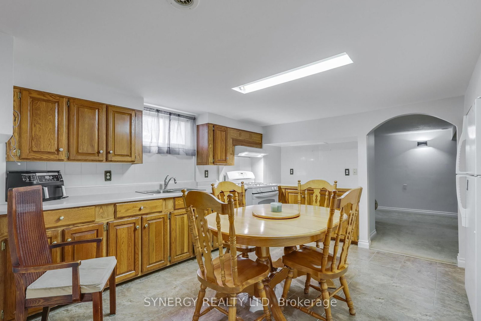 266 Adelaide Street • Strathroy-Caradoc, ON photo 12