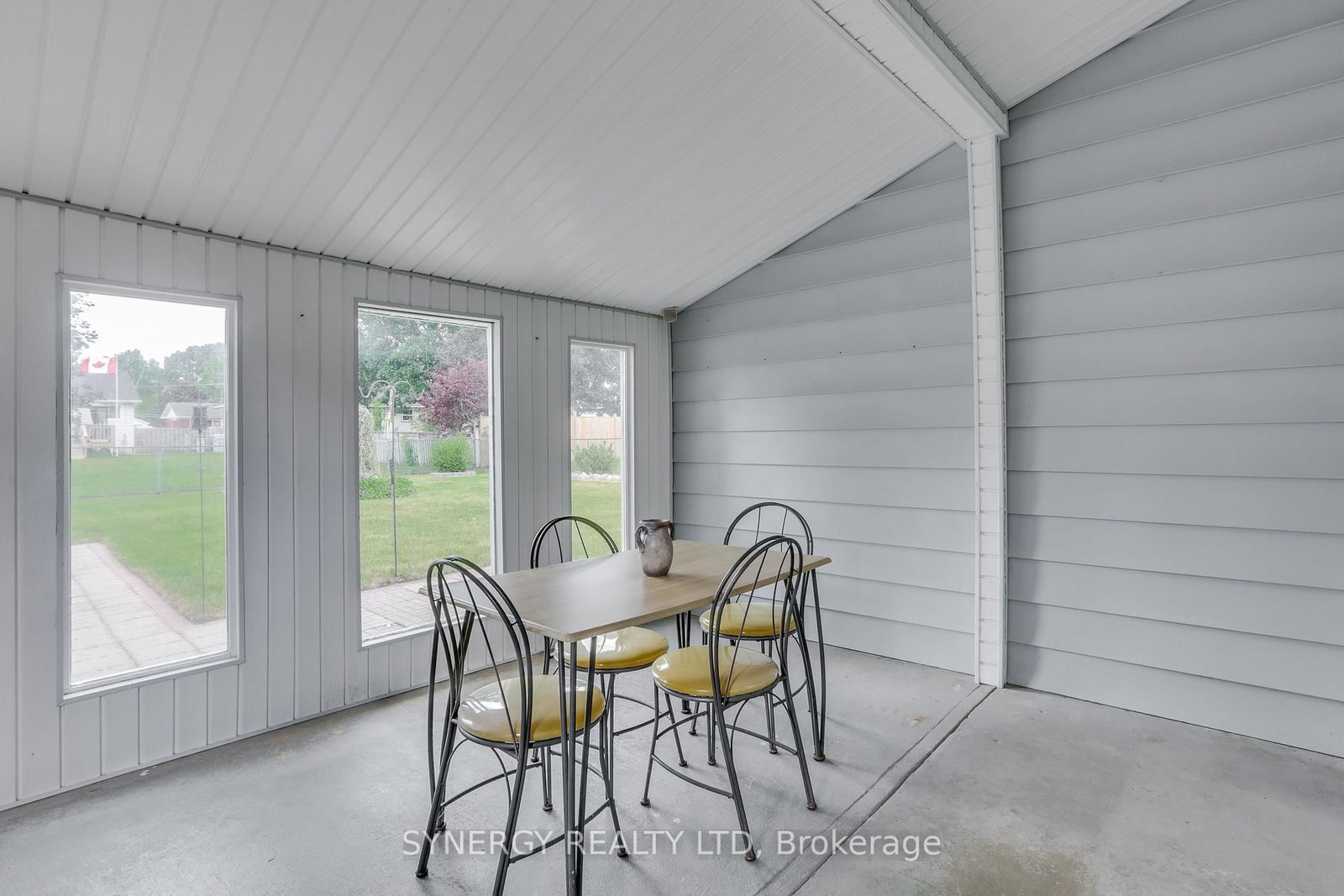 266 Adelaide Street • Strathroy-Caradoc, ON photo 17