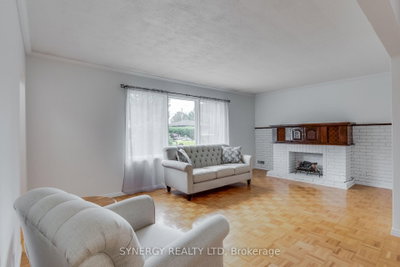 266 Adelaide Street • Strathroy-Caradoc, ON photo 5