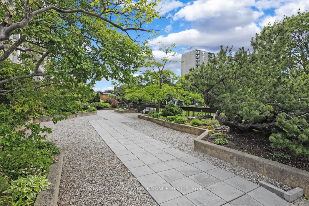 2625 Regina Street • #207 • Ottawa, ON photo 31