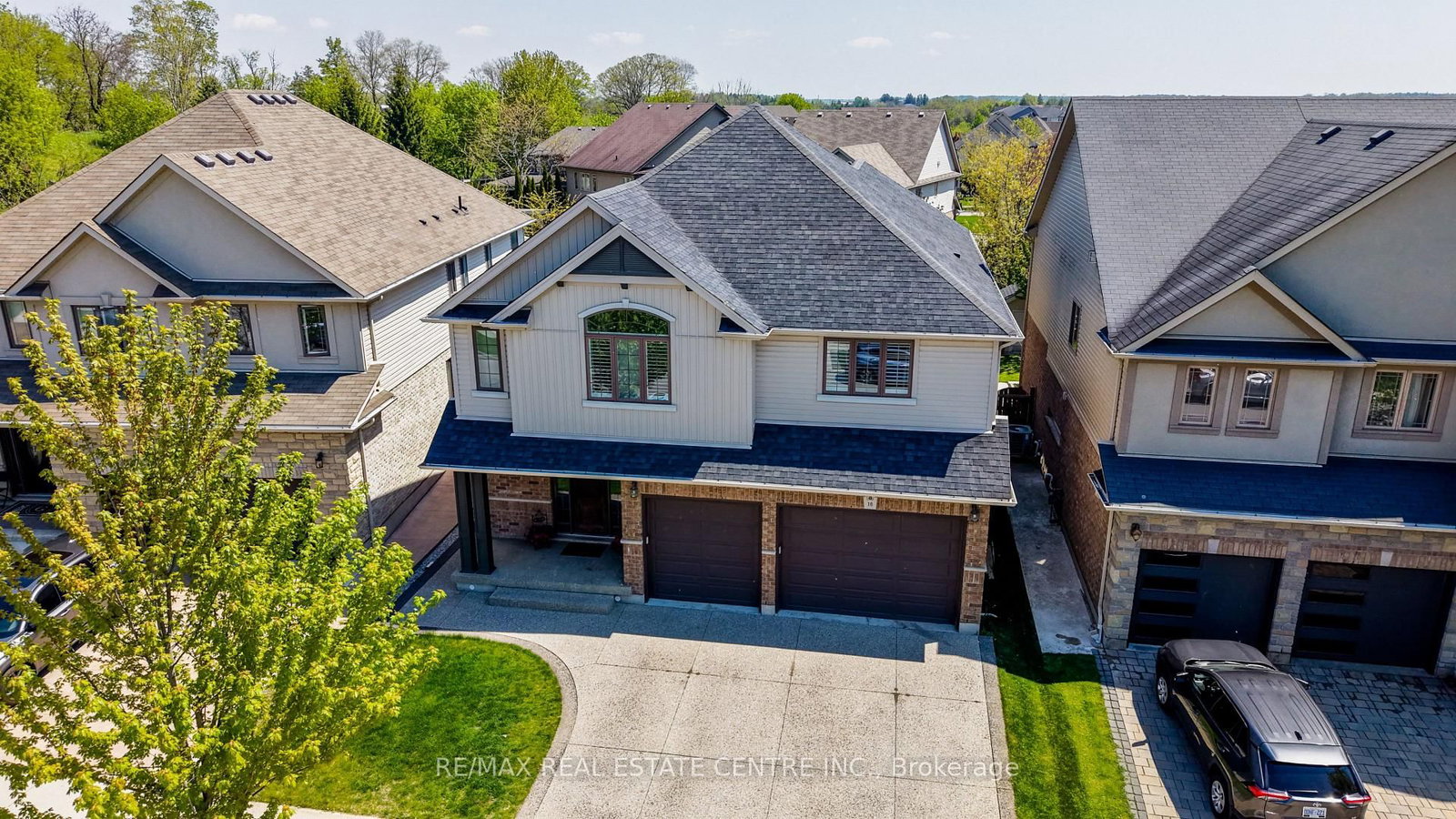 10 Deer Creek Street • Kitchener, ON photo 39