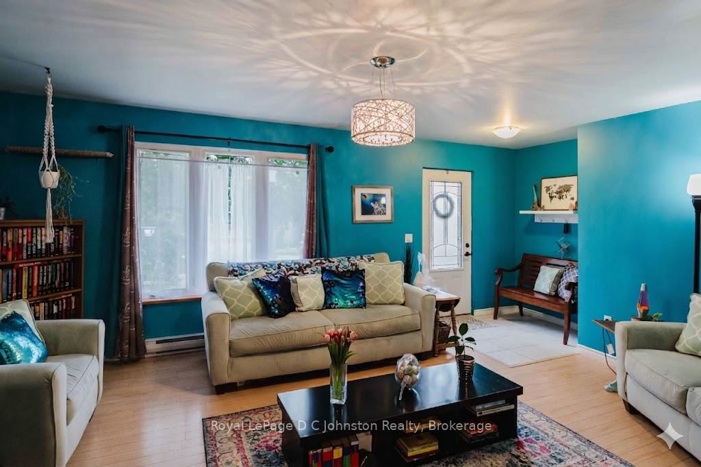 255 Rowe Street • Arran-Elderslie, ON photo 4