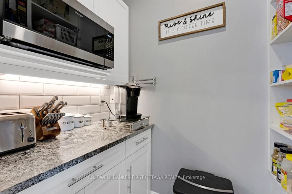 800 Waba Road • Pakenham, ON photo 16