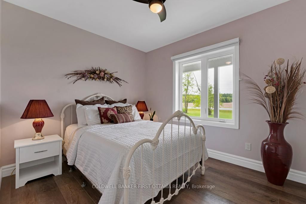 800 Waba Road • Pakenham, ON photo 21